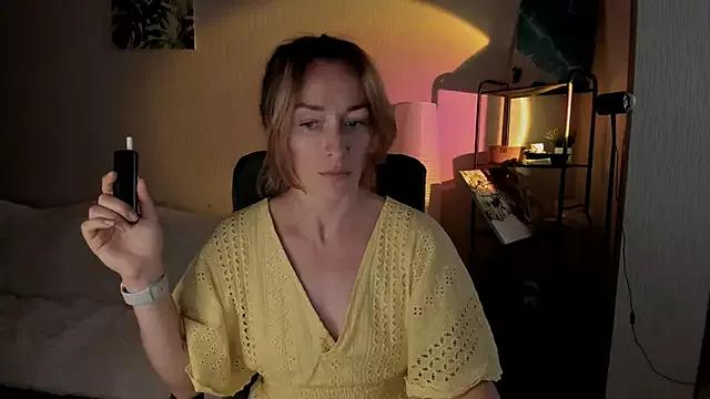 RebeccaMartinez from StripChat is Freechat