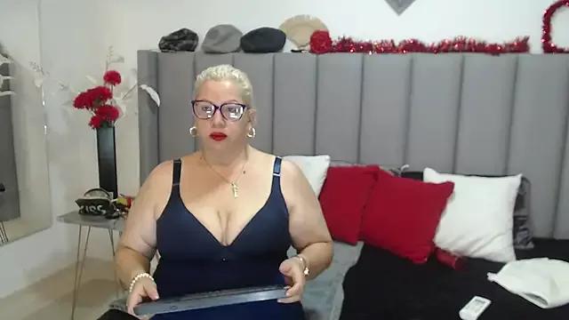 RebeccaSiinss from StripChat