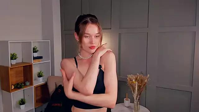 RebekahSemmel webcams show profile image 