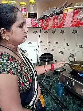 reemacouple007 from StripChat is Freechat