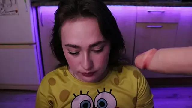 RegalElsa from StripChat is Freechat