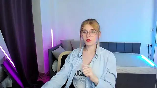 Photos of Remilia_gin from StripChat is Freechat