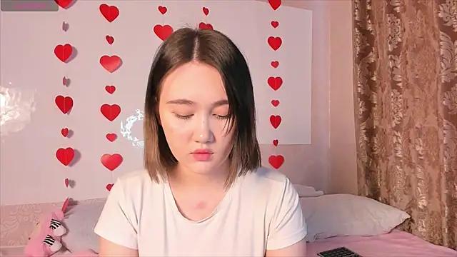 renesmaluv from StripChat