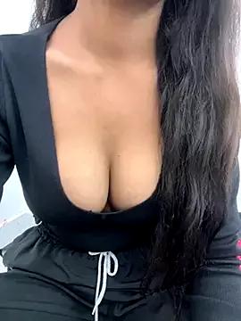 Photos of Renuka_01 from StripChat is Freechat