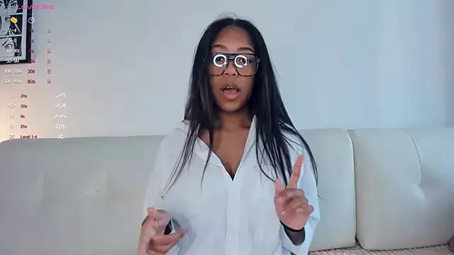 RexellaBreed from StripChat is Freechat