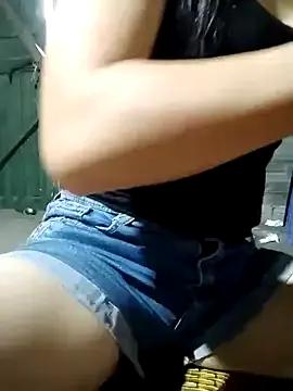 Ri_rio from StripChat