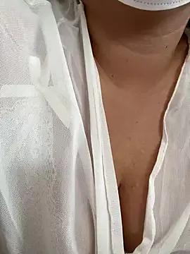 Photos of ria_0012 from StripChat is Freechat