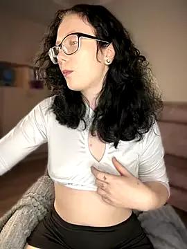 RinaShy webcams show profile image 