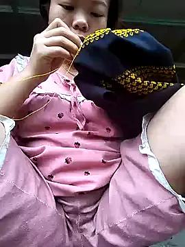 Rioo122 webcams show profile image 