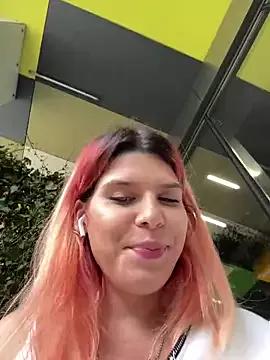 RiriRoseey from StripChat