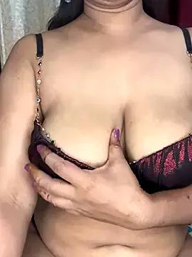 Ritika_janu from StripChat