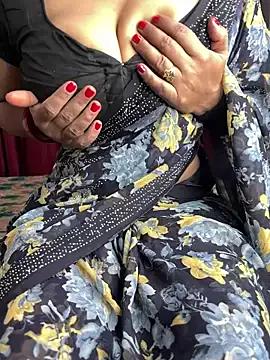 Ritika_janu from StripChat