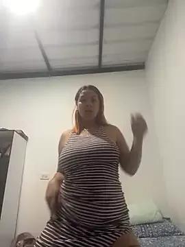 roldanmary from StripChat is Freechat