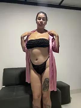 roldanmary from StripChat is Freechat