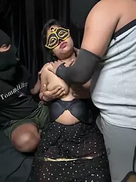 Photos of Romantic_3some from StripChat is Freechat