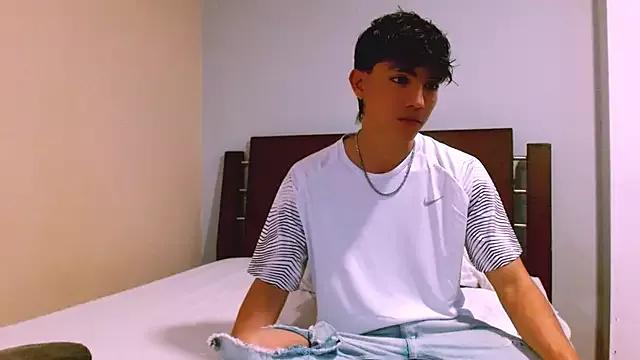 RomeoMiller_ from StripChat is Freechat