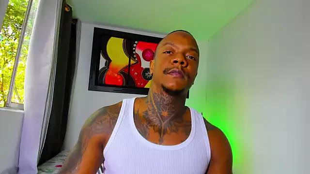 ronnie_7777 from StripChat