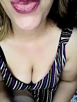 Roroo002 from StripChat