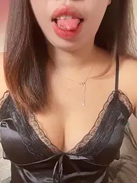 Rose-babyx from StripChat is Freechat