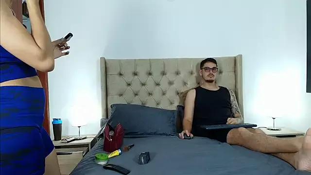 Rose_dom from StripChat is Freechat