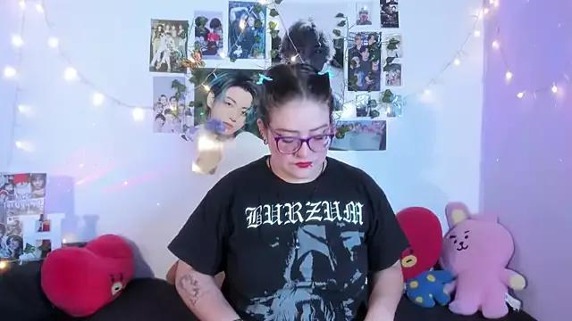 Rose_Hellen from StripChat is Freechat