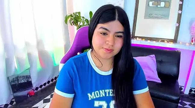rose_honey_ from StripChat is Freechat