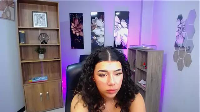 roseefancy from StripChat is Freechat