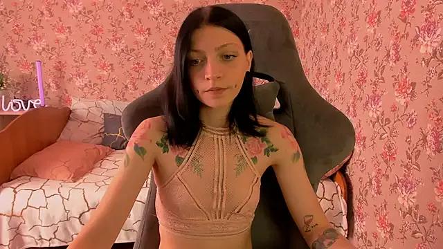 roselolly from StripChat is Freechat