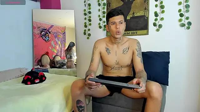 rosse_dredd from StripChat