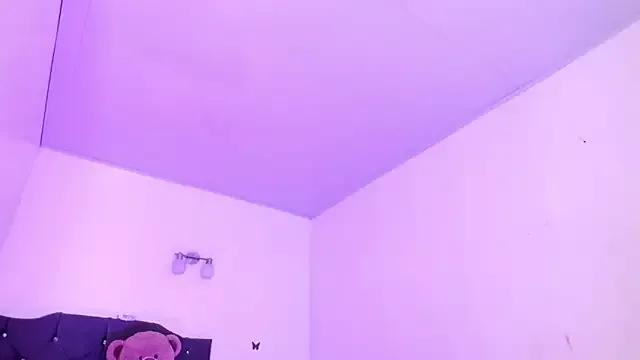 Rossedewitt_ from StripChat