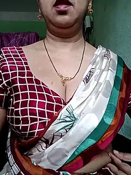 Photos of Rosy-B from StripChat is Freechat