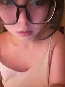 Rourou- from StripChat