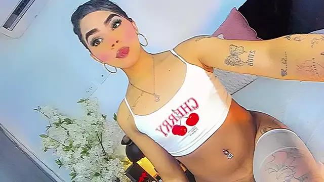 Rous_dolll on StripChat