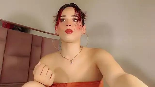 roxanawillts from StripChat is Freechat