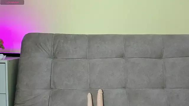 roxanne_66 from StripChat is Freechat
