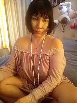 ROXOLANAA_SEXY from StripChat