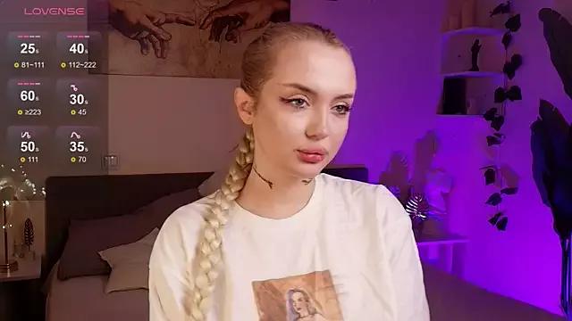 roxy_roxyss from StripChat is Freechat