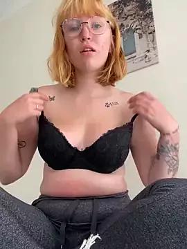 roxyblis from StripChat is Freechat