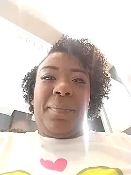 RoxyCaine from StripChat is Freechat
