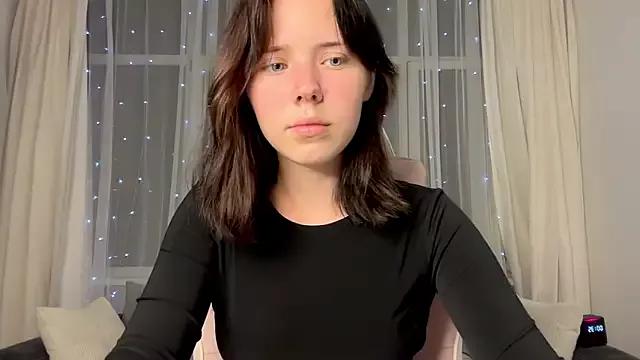 RoxyFloren from StripChat is Freechat
