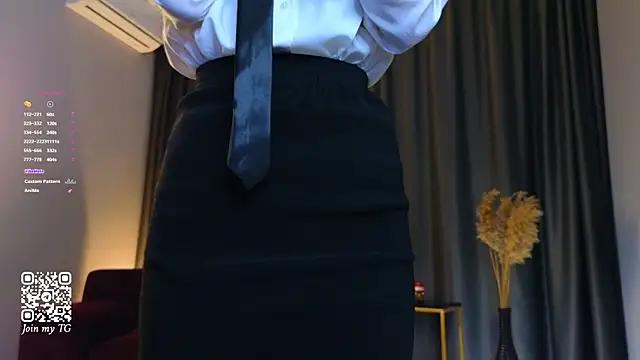 RubbyFoks from StripChat