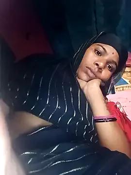 Rubi_sarma from StripChat is Freechat