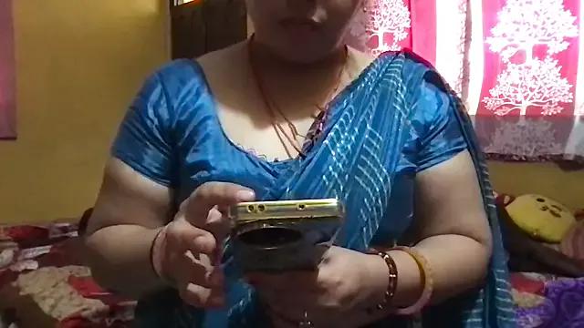 Rubysinghsexy from StripChat is Freechat
