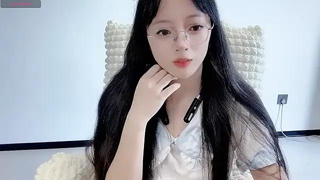 ruirui-888 from StripChat