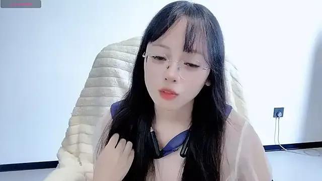 ruirui-888 from StripChat