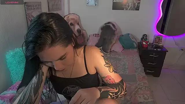 russo_kat from StripChat is Freechat