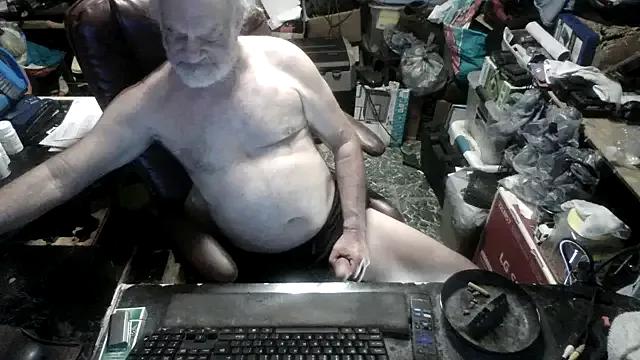 russtee from StripChat