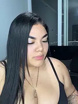 rvcurvylove from StripChat is Freechat