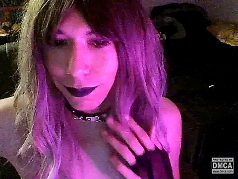 Photos of s0ft-s3rv from StripChat is Freechat