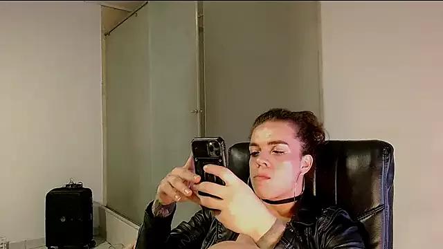 saara_johnson496 from StripChat is Freechat